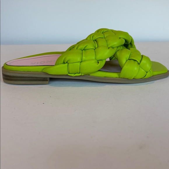 NEW Vionic Kalina in Green. Size 8 - Picture 4 of 7